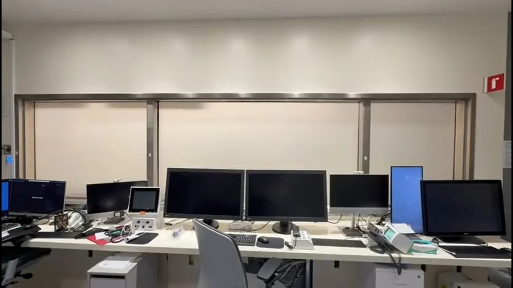 Smart Glass for Hospitals 4
