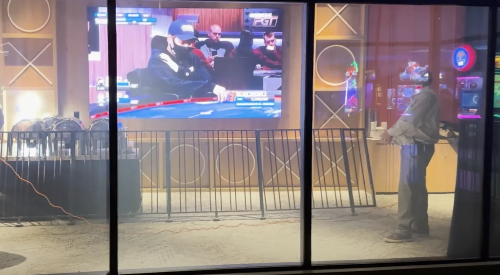 privacy in restaurants