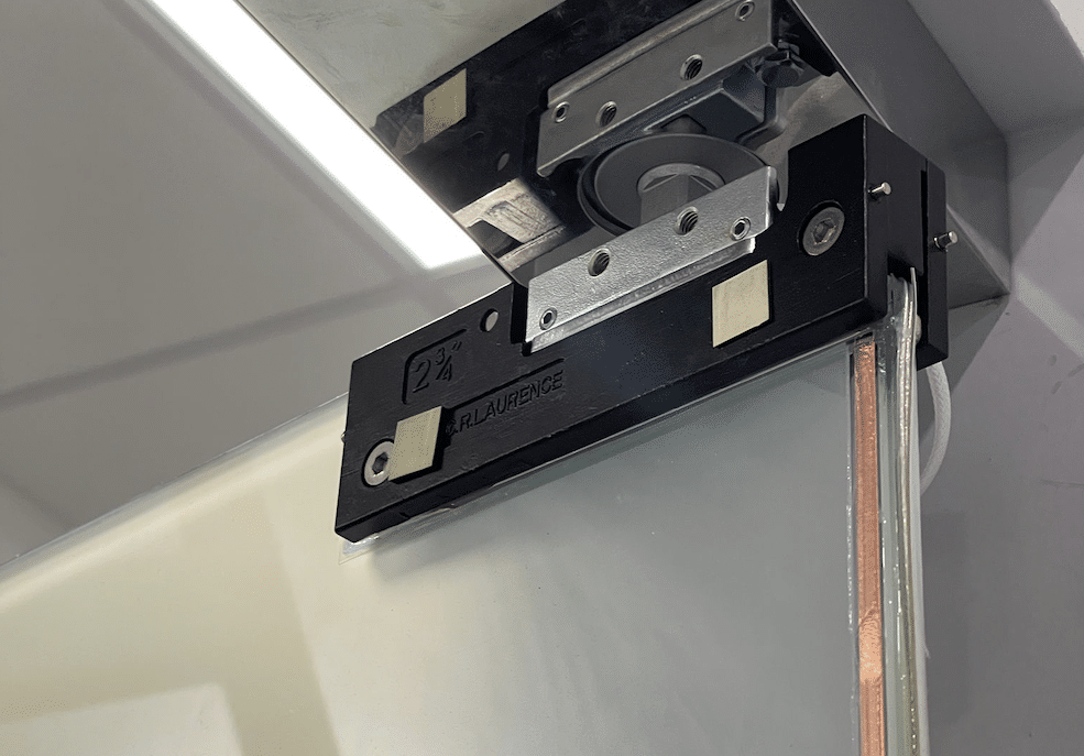 Frameless Door U-channel