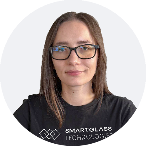 Alina, Account Manager at Smart Glass Tech US