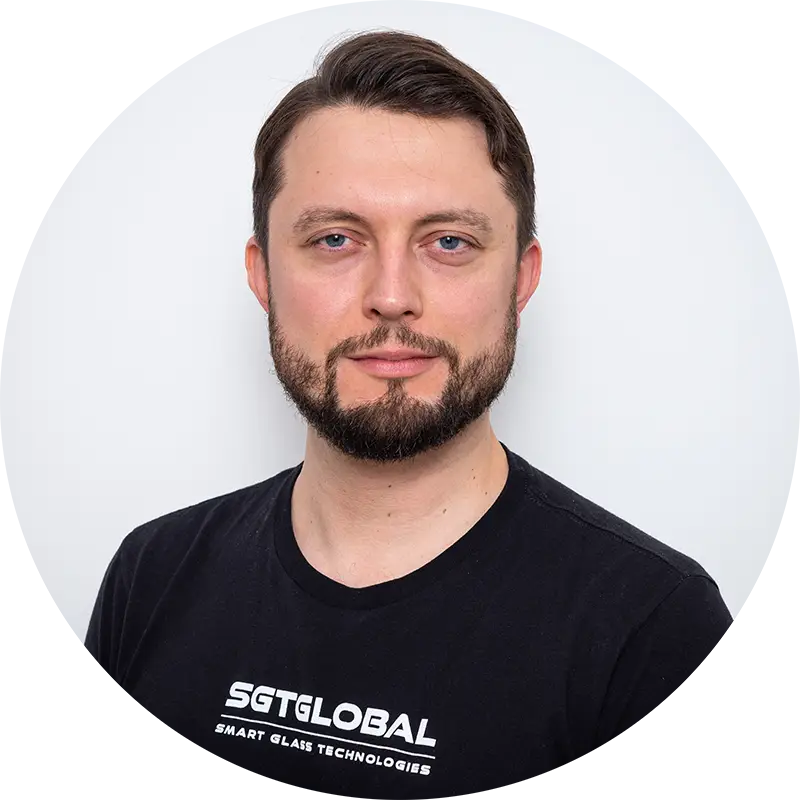 Iurii, Chief Operating Officer at Smart Glass Tech US